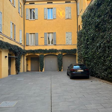 Ferrari Suite Модена Экстерьер фото